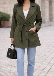 Chic Olive Green Double-Breasted Jacket