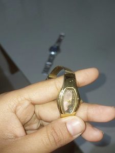 Elegant Gold-Tone Women's Watch