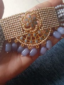 beautiful  pearl choker necklace set with matching