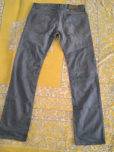 Lee Jeans