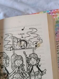 Combo Dork Diaries: TV Star And Crush Catastrophe