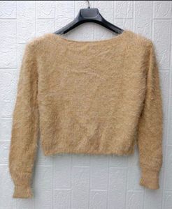 Fluffy Cropped Sweater