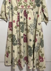Elegant Floral flared Kurta
