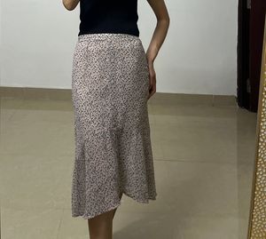 Floral Buttoned Down Midi Skirt