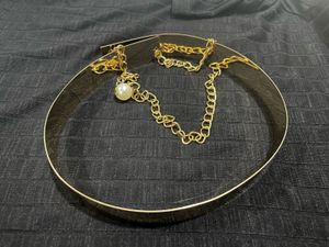 Elegant Gold Waist Belt with Pearl Accent