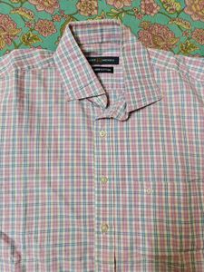 Men's Plaid Button-Up Shirt