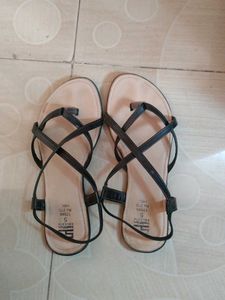 Stylish Black Flat Sandals