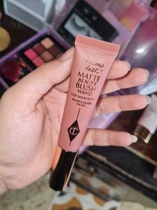 Charlotte Tilbury Matte Beauty Blush Wand☺️