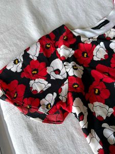 Floral Crop Top with Lace Trim
