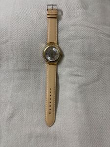 🆕Round Stone Studded with Leather Strap Watch