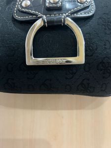 SALE Y2k Black Guess Mini Hand Bag + Charm free