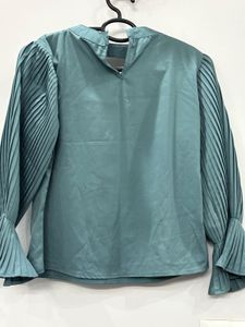 Sage Green Accordion Pleated Sleeve Blou