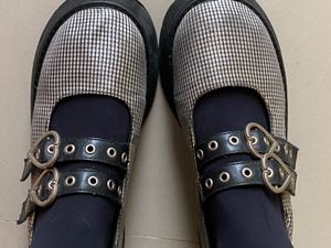 Chic Mary Jane Platform Shoes