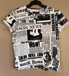 VINTAGE NEWSPAPER PRINT T-SHIRT