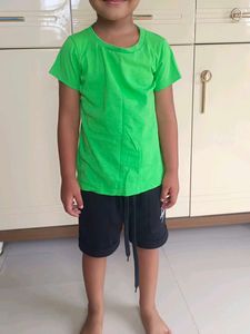 Bundle of Girls' T-Shirts
