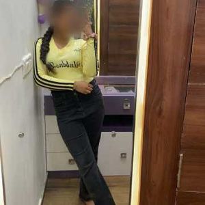 Yellow Long Sleeve Graphic Crop Top