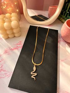 Anti tarnish Snake chain Pendant Necklace