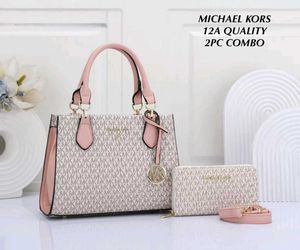 MICHAEL KORS**Marilyn Medium Logo Satchel*WD walle