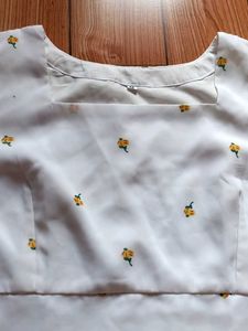 ❗SALE❗Yellow Phool Crop Top 💛