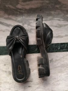 Chic Black Bow Slides