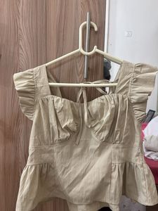 Chic Ruffle Strap Crop Top