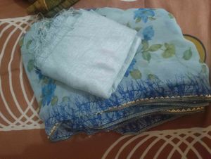 Elegant Floral Print Saree
