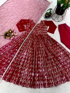 Party Wear Gown 🥳🥳