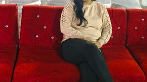 Embellished Sleeve Knit Top