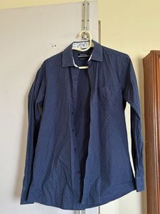 Men's Blue Dotted Button-Up Shirt