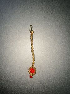 Red Stone Maang Tikka