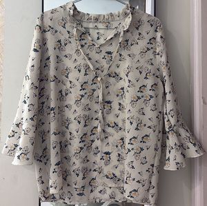 Chic Floral Print Ruffle Neck Blouse