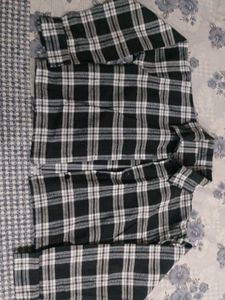 Women Black Crop Shirt