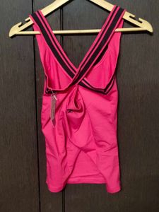 💕 REEBOK TOP