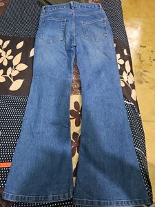 Blue bootcut denim jeans