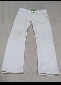 A bundle of Jeans 👖 3pc