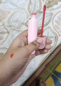 Set of 3 Cute Lip Gloss &amp; Matte Lipstick Se