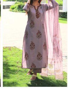 Instagram store Bareeki Elegant Kurta Set