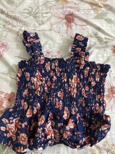 Chic Floral Smocked Crop Top