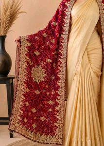 Exquisite Red Bandhani Rajasthani bhaat chundri ..