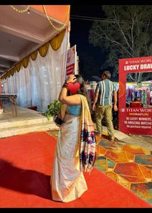 Beautiful Silk saree with Blouse (Women’s)