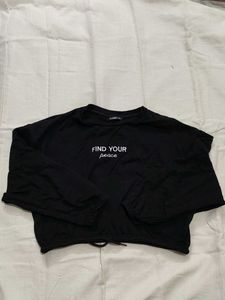 Black Graphic Print Cropped Sweatshirt
