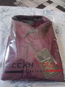 M size Ocean Touch Men's Burgundy Shirt