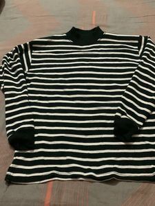 Woollen Sweat Shirt For Girls