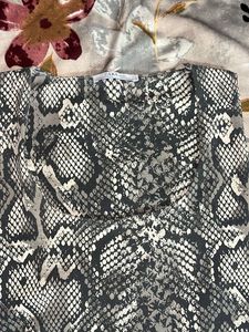 Snakeskin Print Sleeveless Top