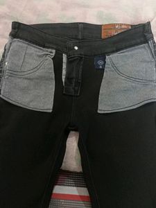 Black Jeans