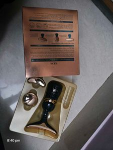 4D Multifunctional Face Massager