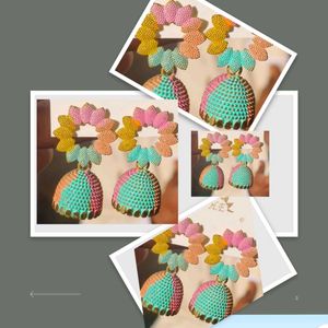 Multicolour Traditional Jhumka Pack Of 1