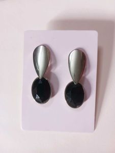 🖤 Elegant Black &amp; Silver Drop Earrings 🖤