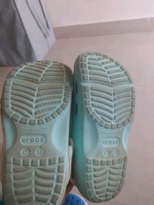 C 13 Sized Crocs , Frozen Theme