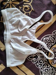 Comfortable White Everyday Bra